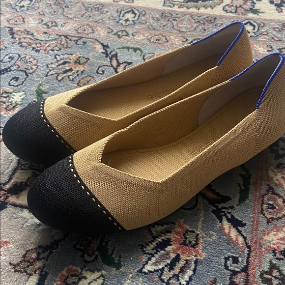 Rothy's Camel Captoe Flats Round Toe Size 8 - Picture 2 of 11